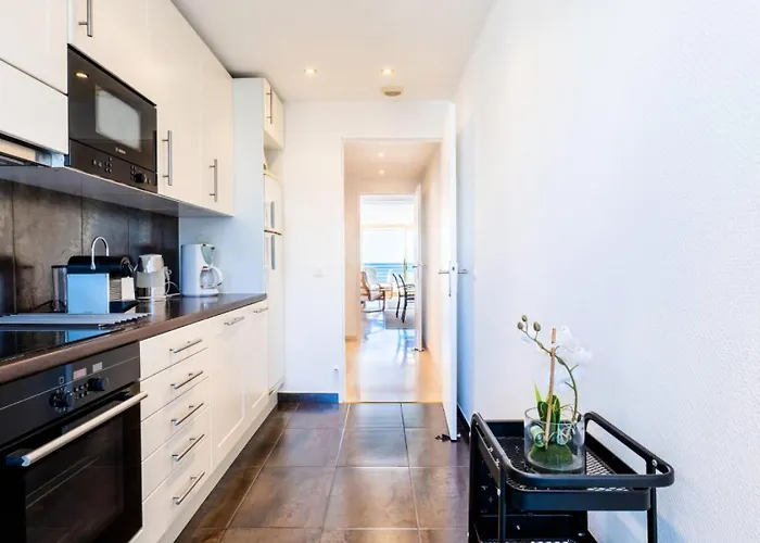 Vue Panoramique - 3 Pieces Moure Rouge - Vue Panoramique - 3 Pieces Moure Rouge Mae-2293 Cannes