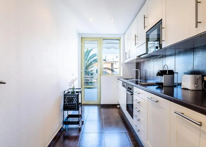 Vue Panoramique - 3 Pieces Moure Rouge - Vue Panoramique - 3 Pieces Moure Rouge Mae-2293 Lejlighed *